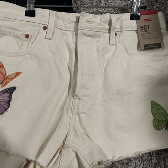 Levi 501 high jean shorts - Picture 2 of 13